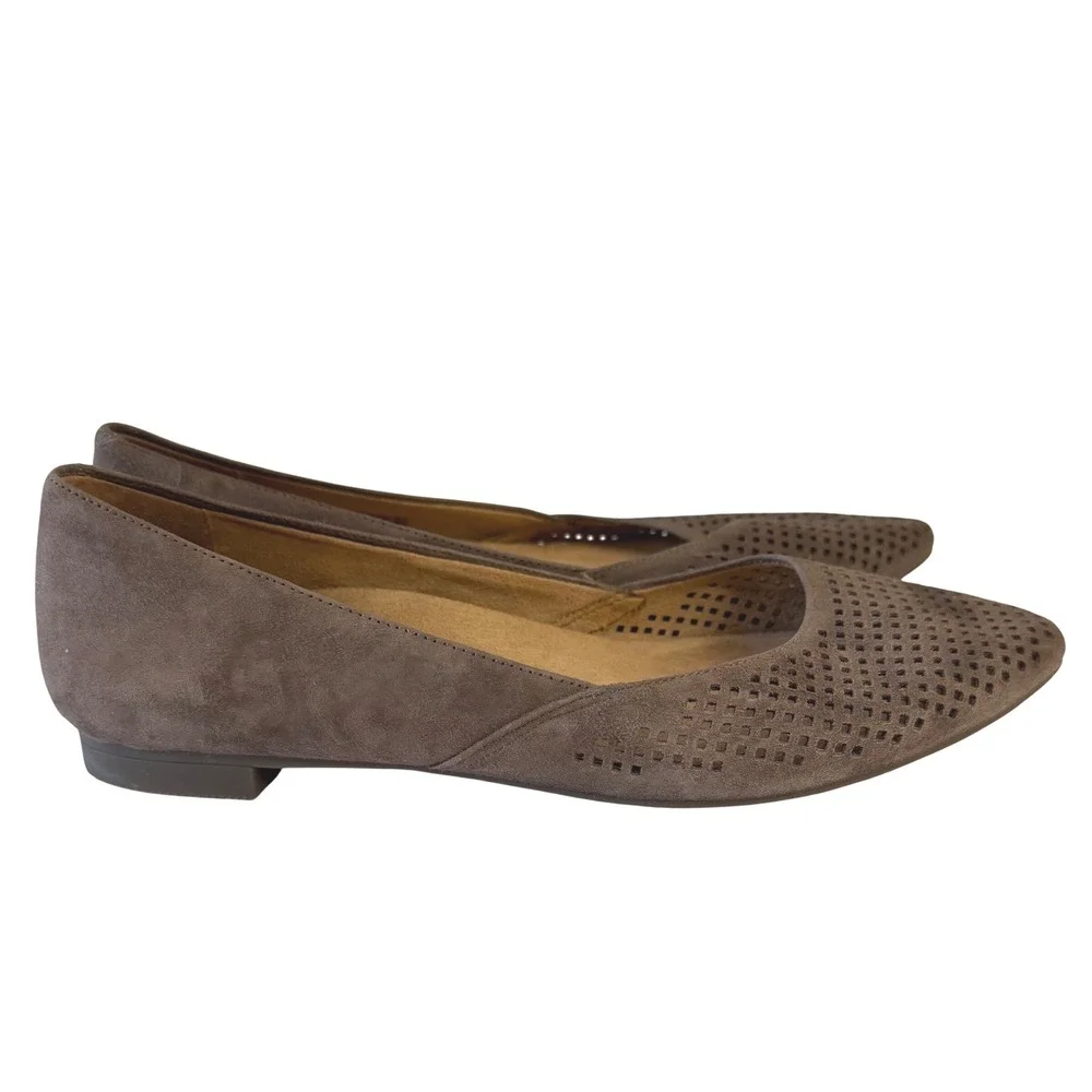 Vionic Posey Taupe Suede Perforated Pointed Toe Ballet Flats 8.5 359POSEY/VS148